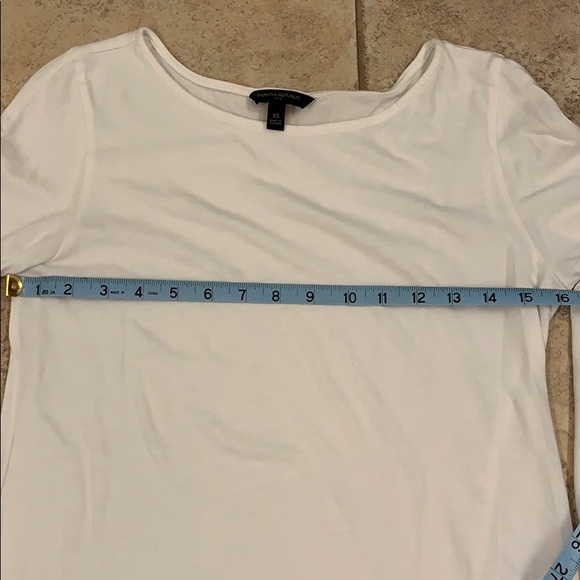 Banana Republic White Looped-End Sleeve Top XS - Picture 7 of 7